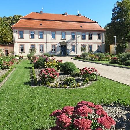 Schloss Lohm Hotel Buitenkant foto